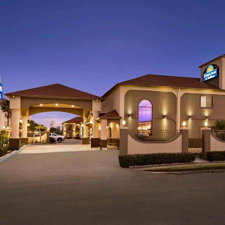Days Inn & Suites By Wyndham Houston Hobby Airport Eksteriør bilde